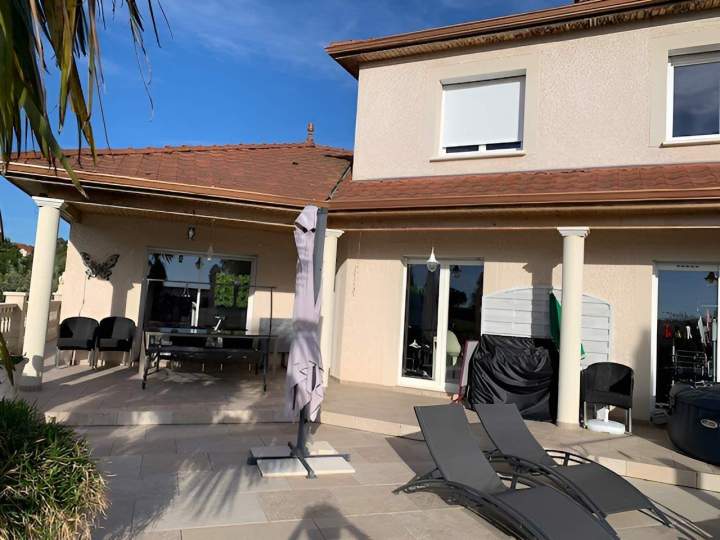 Nous avons le savoir-faire nécessaire pour redonner vie à votre façade.